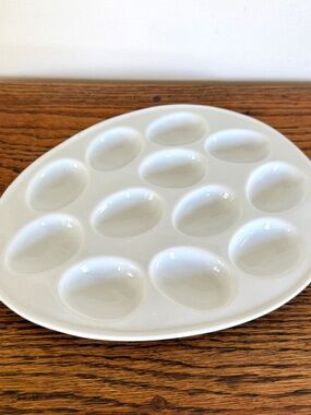 Ceramic Egg Platter for 12 Eggs